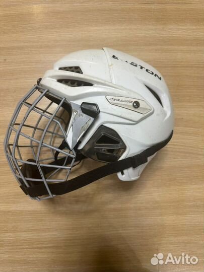 Шлем хоккейный