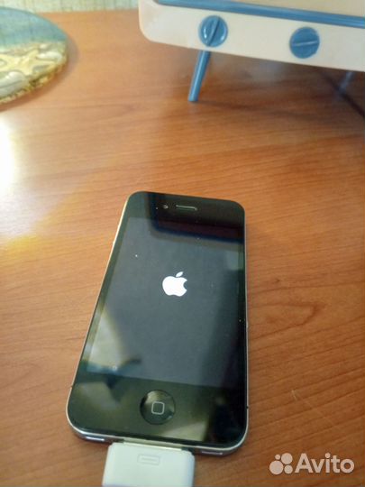 iPhone 4, 16 ГБ