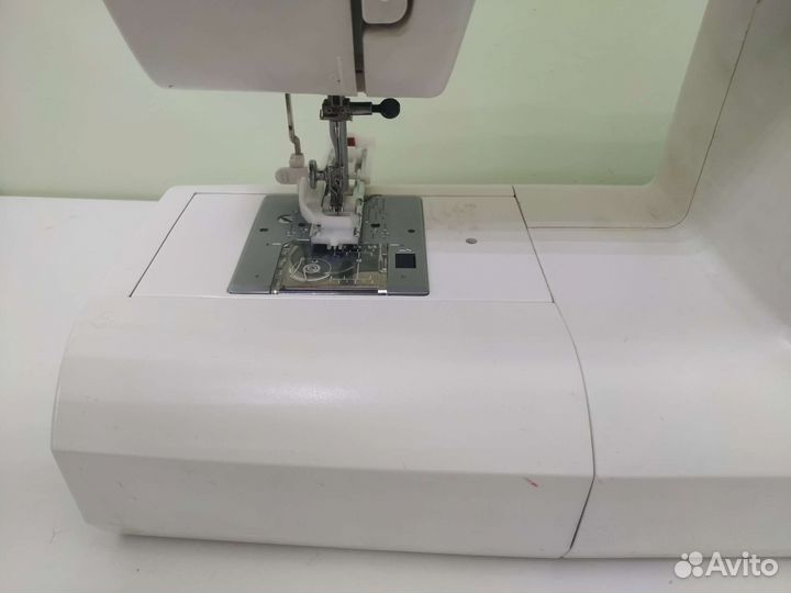 Швейная машина Huskystar 219