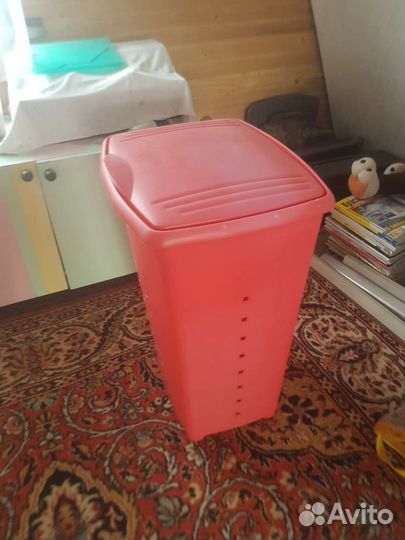 Ящик пластиковый