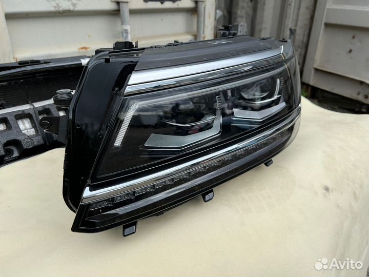 VW Tiguan 2 фара левая 5NN941113c
