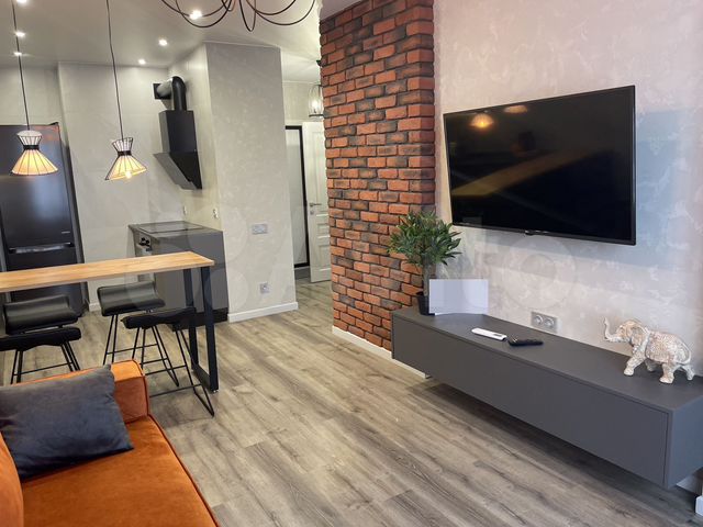 2-к. квартира, 42 м², 6/18 эт.