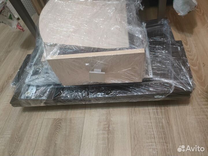 Компьютерный стол