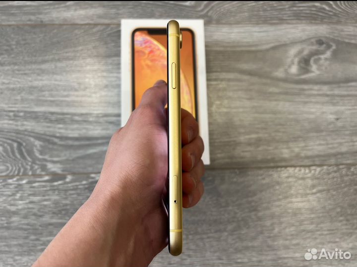 Телефон iPhone XR 128 gb