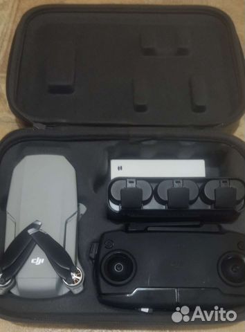 Квадрокоптер / дрон DJI Mini Fly More Combo