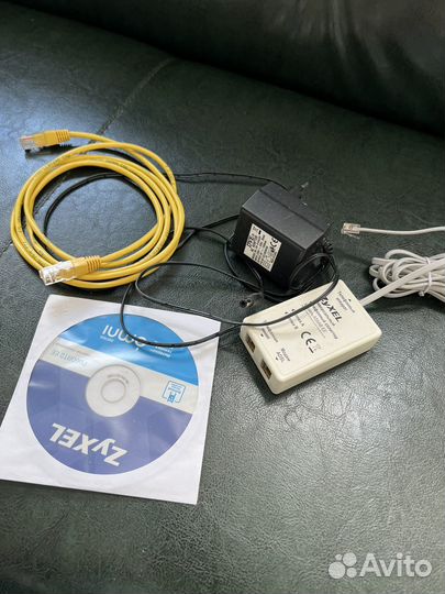 Двухдиапазонный модем adsl 2 c портом Интернет