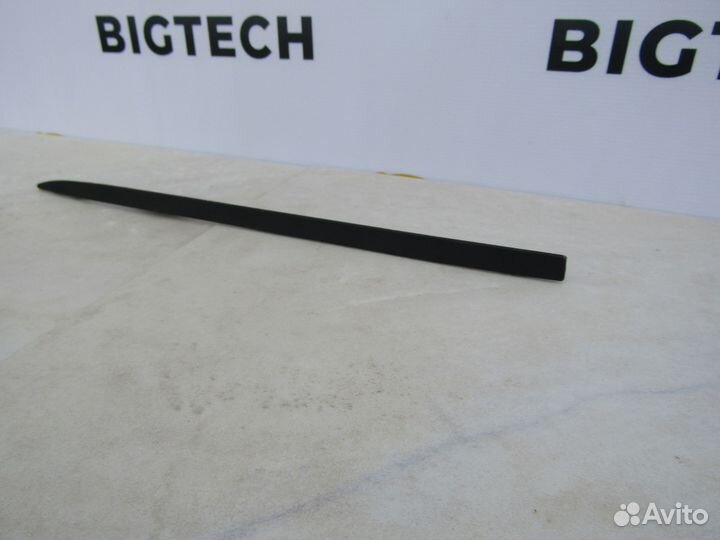 Молдинг переднего бампера Mercedes A1778854303