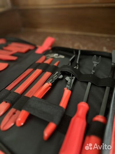 Съемники обшивки салона, пистонов, клипс для авто