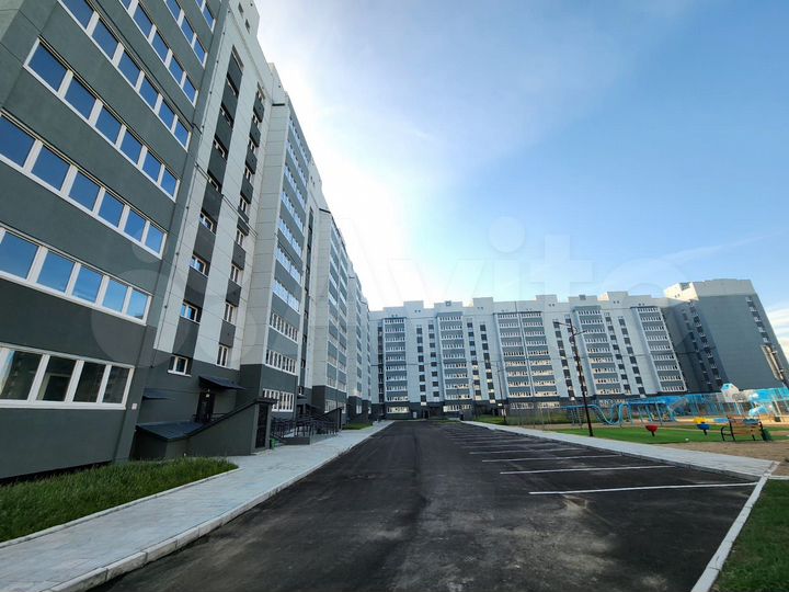 2-к. квартира, 63 м², 5/10 эт.