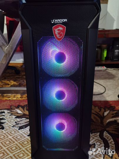 Игровой компьютер в сборе