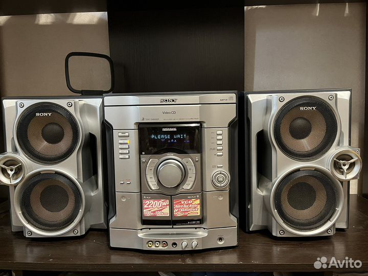 Музыкальный центр sony