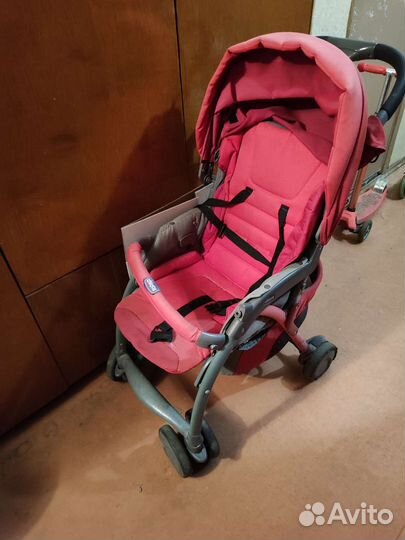 Прогулочная коляска chicco