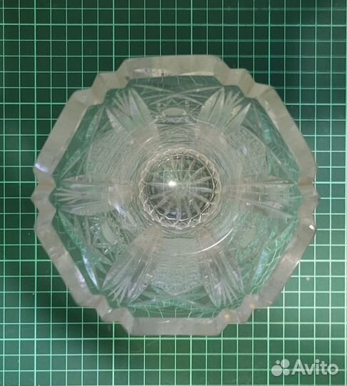 Ваза хрустальная