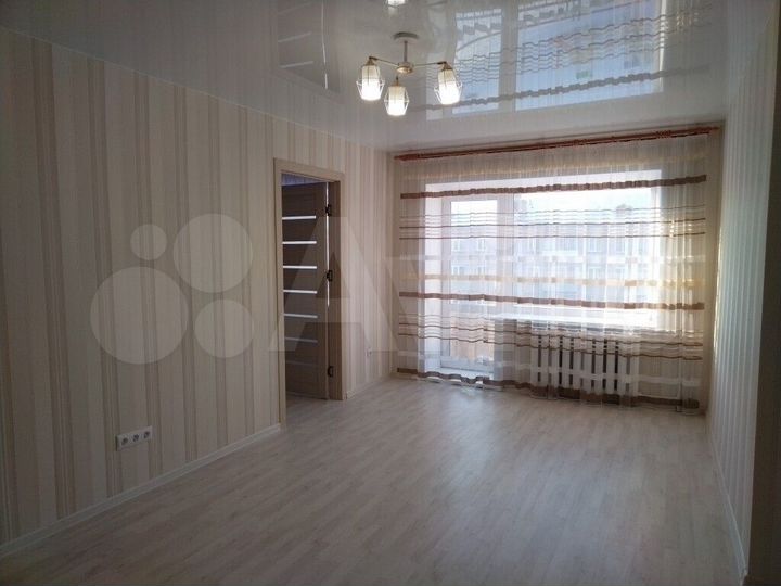2-к. квартира, 45 м², 4/4 эт.