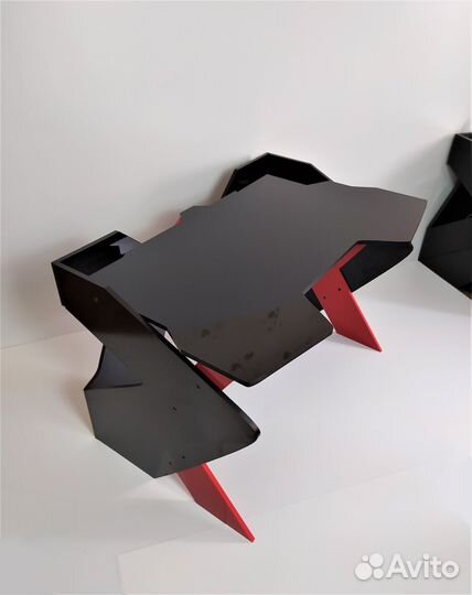 Компьютерный стол Геймерский