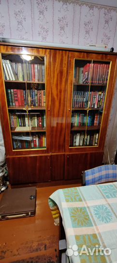 Продам стенку бу