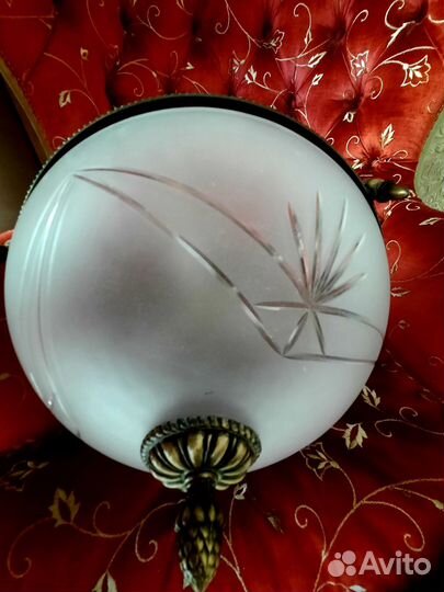 Люстра потолочная в классическом стиле