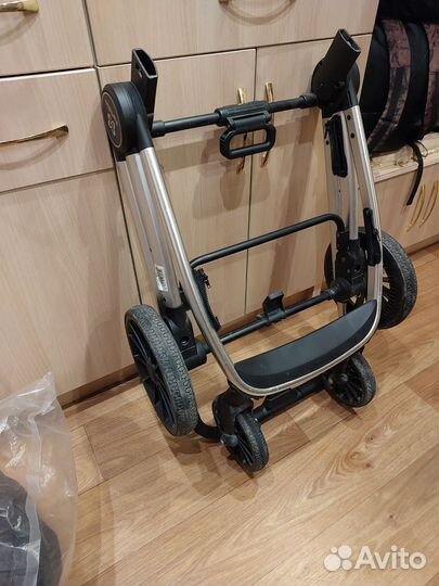 Коляска 2 в 1 farfello