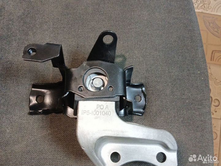 Крепление двигателя Bud f3