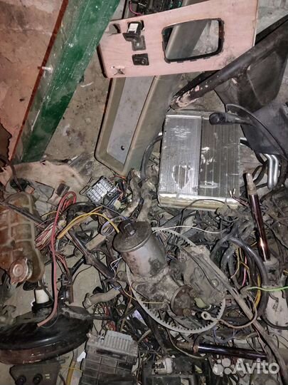 Запчасти мерседес Mercedes 124 2,0-2,3л