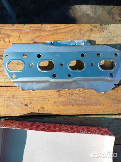 Прокладка впускного выпускного коллектора