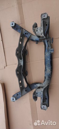 Задний подрамник Volkswagen Tiguan 2