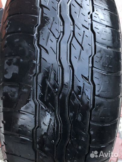 Bridgestone Dueler H/T D687 225/65 R17