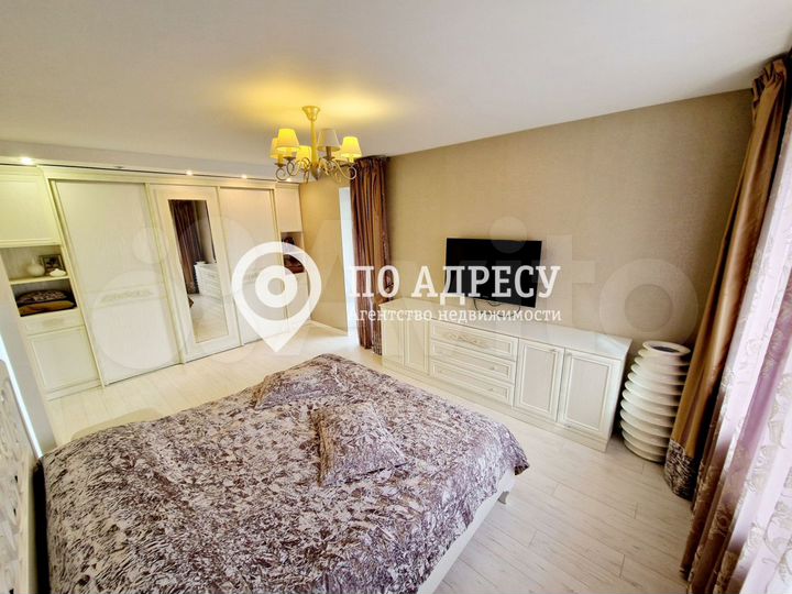 3-к. квартира, 152 м², 6/10 эт.