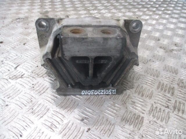 Подушка двс передняя Mercedes-Benz A9412417113