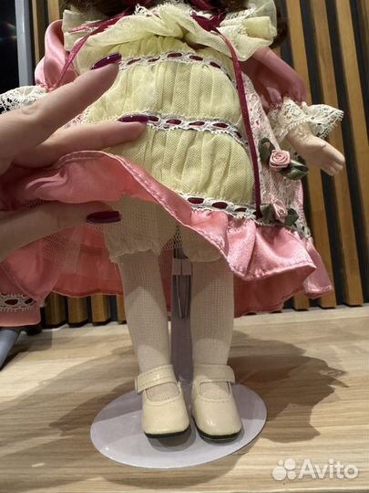 Кукла фарфоровая remeco collection