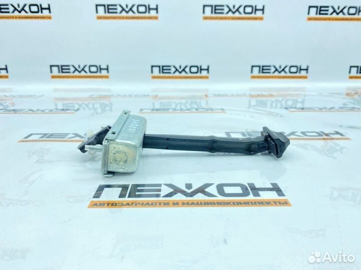 Ограничитель двери задний Land Rover Discovery