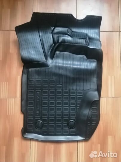 Новый комплект ковров Renault Kaptur