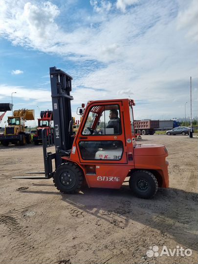 Вилочный погрузчик Heli CPCD30, 2023