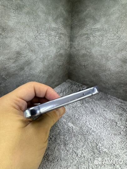 Samsung Galaxy Z Flip4, 8/256 ГБ