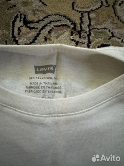 Футболка levis женская