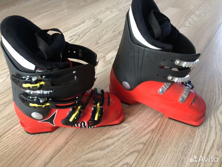 Горнолыжные ботинки Atomik JR4