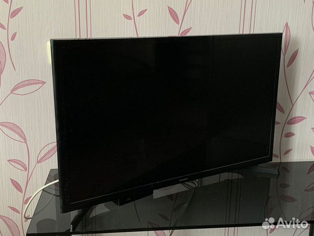 Телевизор Samsung UE32J4000AK