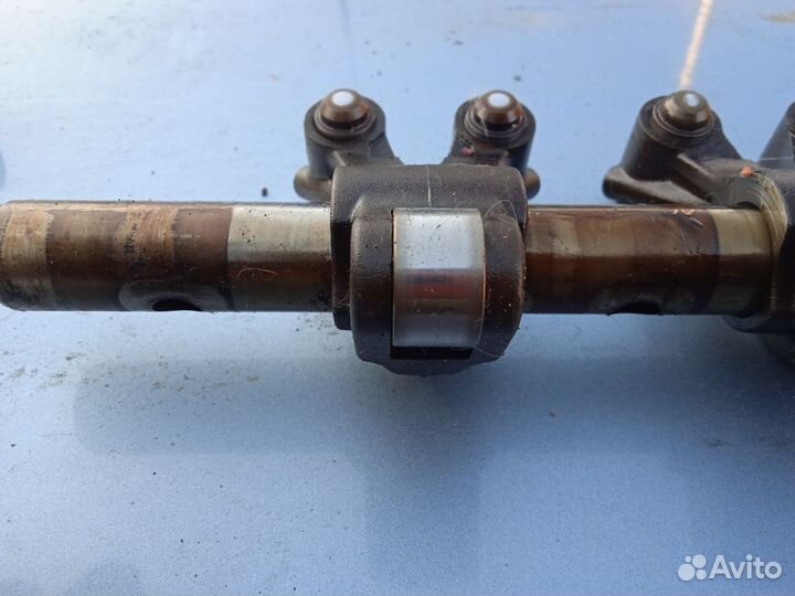 Рокера на выпуск Mitsubishi lancer 9