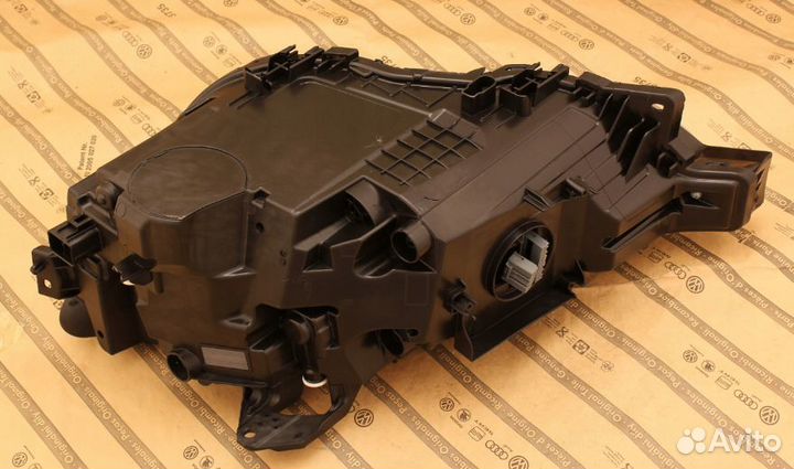 Фара правая volvo XC60 2 II 17+ full LED