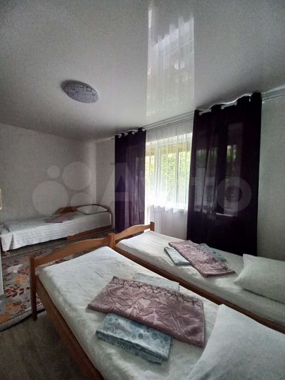 Комната 25 м² в 9-к., 2/3 эт.