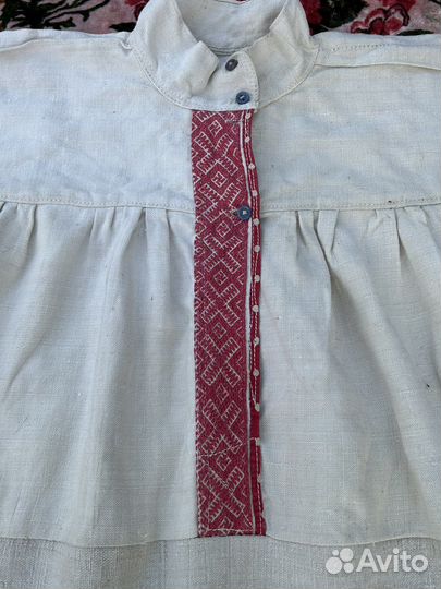 Старинная женская рубаха с символикой