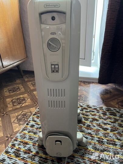 Масляный обогреватель delonghi