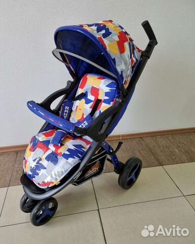 Прогулочная коляска