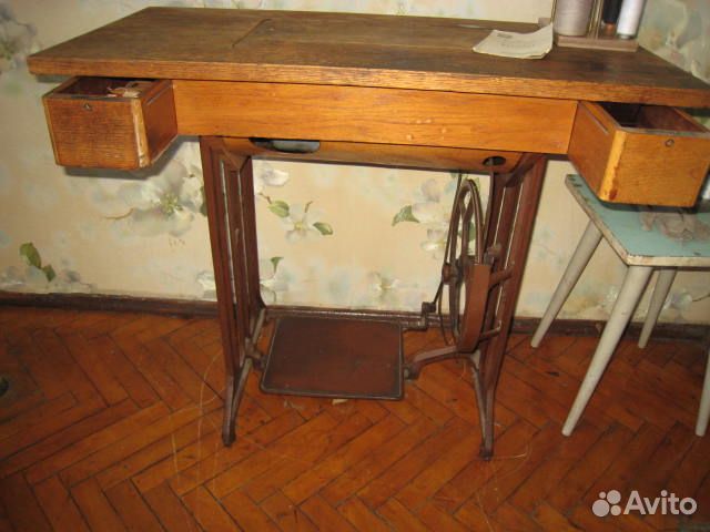 Ножная швейная машинка ГДР