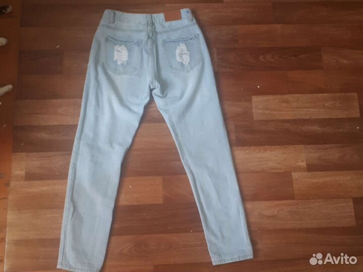 Джинсовые брюки 26 - 27размер в хорошем состоянии