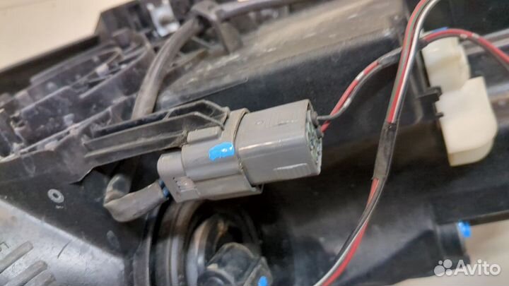 Фара (передняя) Mazda CX-7, 2011