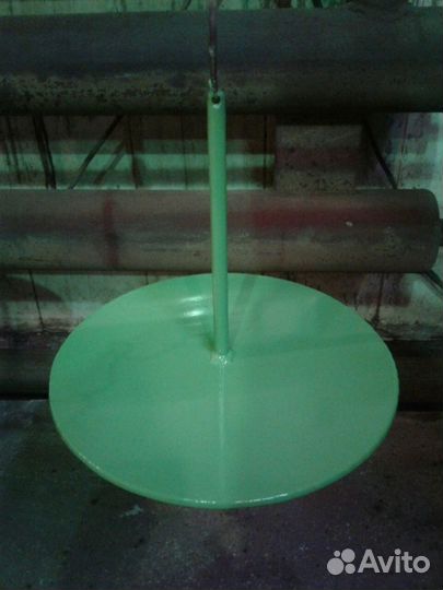 Металлическая подставка для (ростовых) цветов