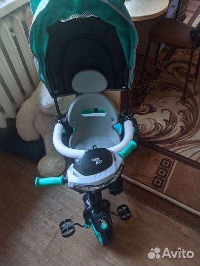 Трехколесный велосипед с родительской ручкой