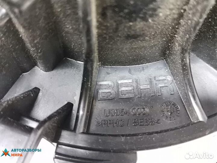 Моторчик печки Audi A5 8T 2011 8K2820021C