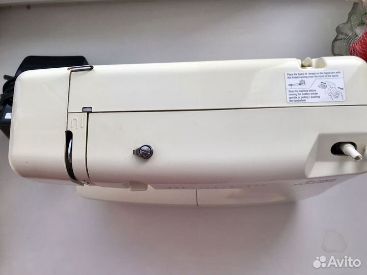 Швейная машина Janome бу